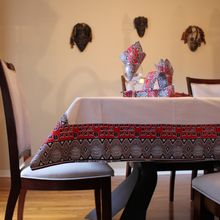 Load image into Gallery viewer, Amalia Tablecloth