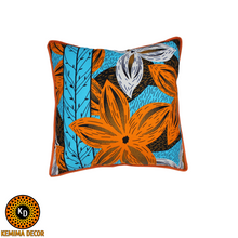 Load image into Gallery viewer, Waranka Pillow
